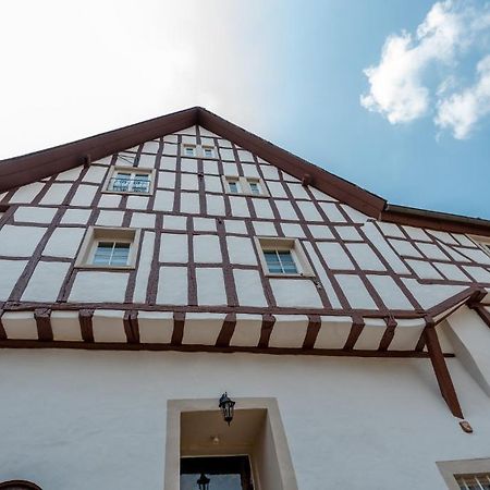 Zur Alten Weinkelter - Bezauberndes Fachwerkhaus Aus Der Spaetgotik Von 1451 - Top Lage Fuer Aktivitaeten - Fahrradkeller Ellenz-Poltersdorf Bagian luar foto