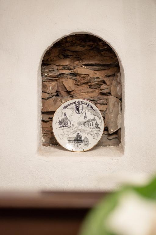 Zur Alten Weinkelter - Bezauberndes Fachwerkhaus Aus Der Spaetgotik Von 1451 - Top Lage Fuer Aktivitaeten - Fahrradkeller Ellenz-Poltersdorf Bagian luar foto
